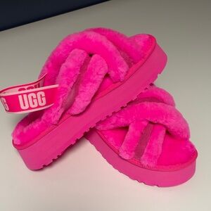 UGG Women's Vibrant Pink Fluffy Slippers